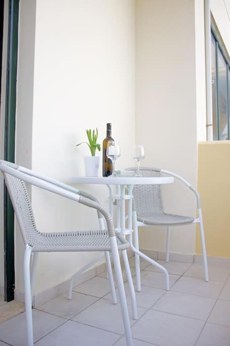 Cozy Apartment In The Heart Of The City Iráclio Exterior foto